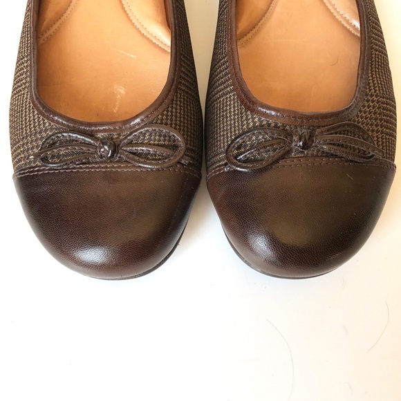 *SOLD* Nurture Herringbone Leather Bow Slip On Flat - Picture 2 of 7